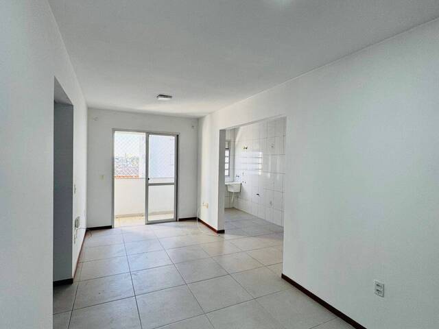 #3 - Apartamento para Venda em Criciúma - SC
