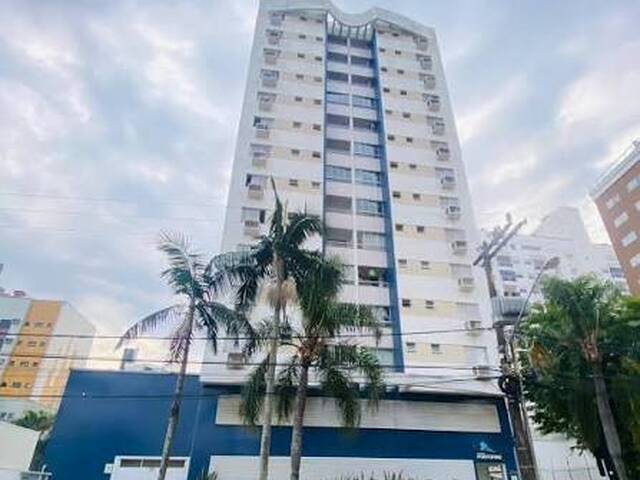 #7 - Apartamento para Venda em Criciúma - SC