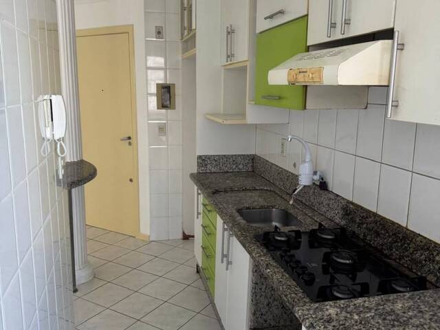 #29 - Apartamento para Venda em Criciúma - SC