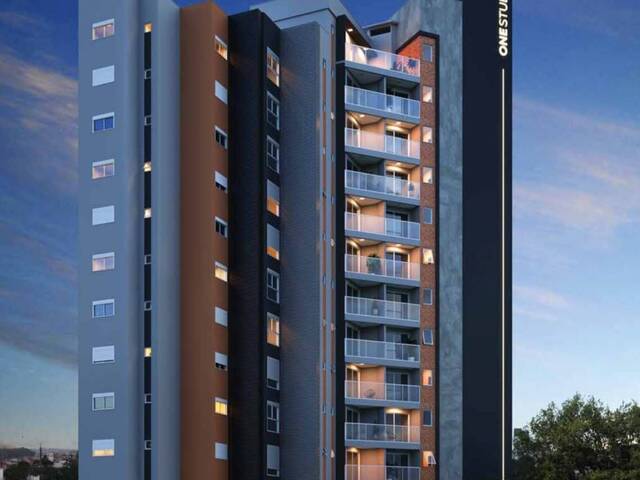 #31 - Apartamento para Venda em Criciúma - SC